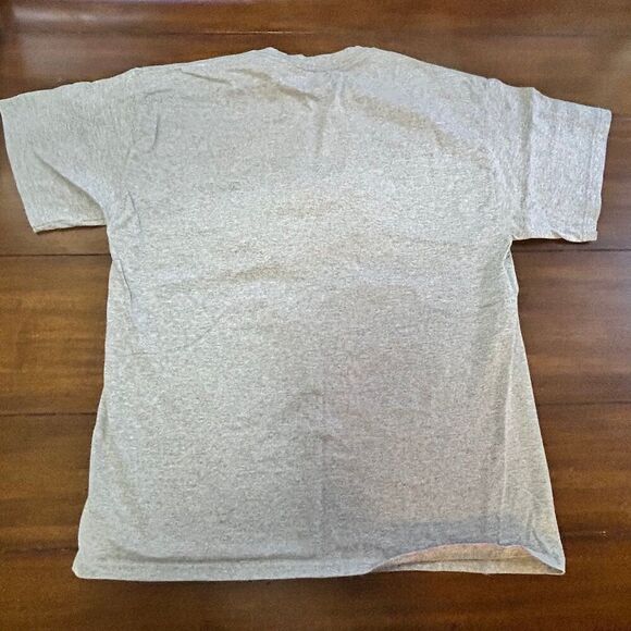 Men’s Fred Flintstone Christmas Shirt Size Large 42/44 - Picture 3 of 3